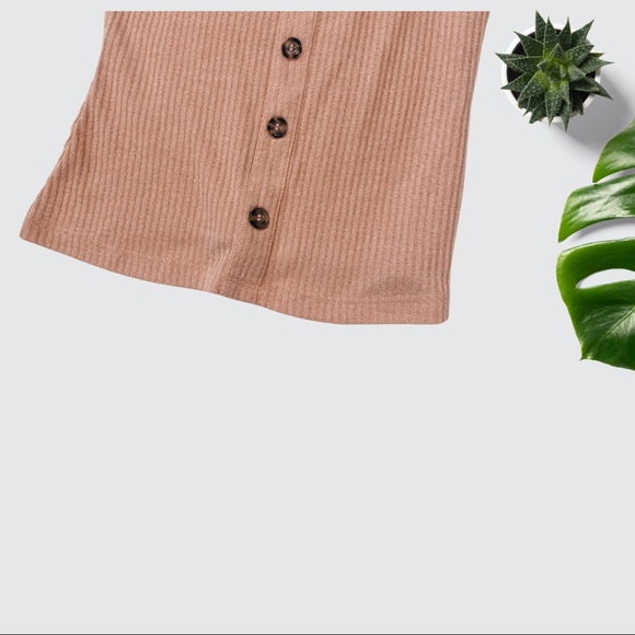 Peach 🍑 crop tank - Picture 4 of 6